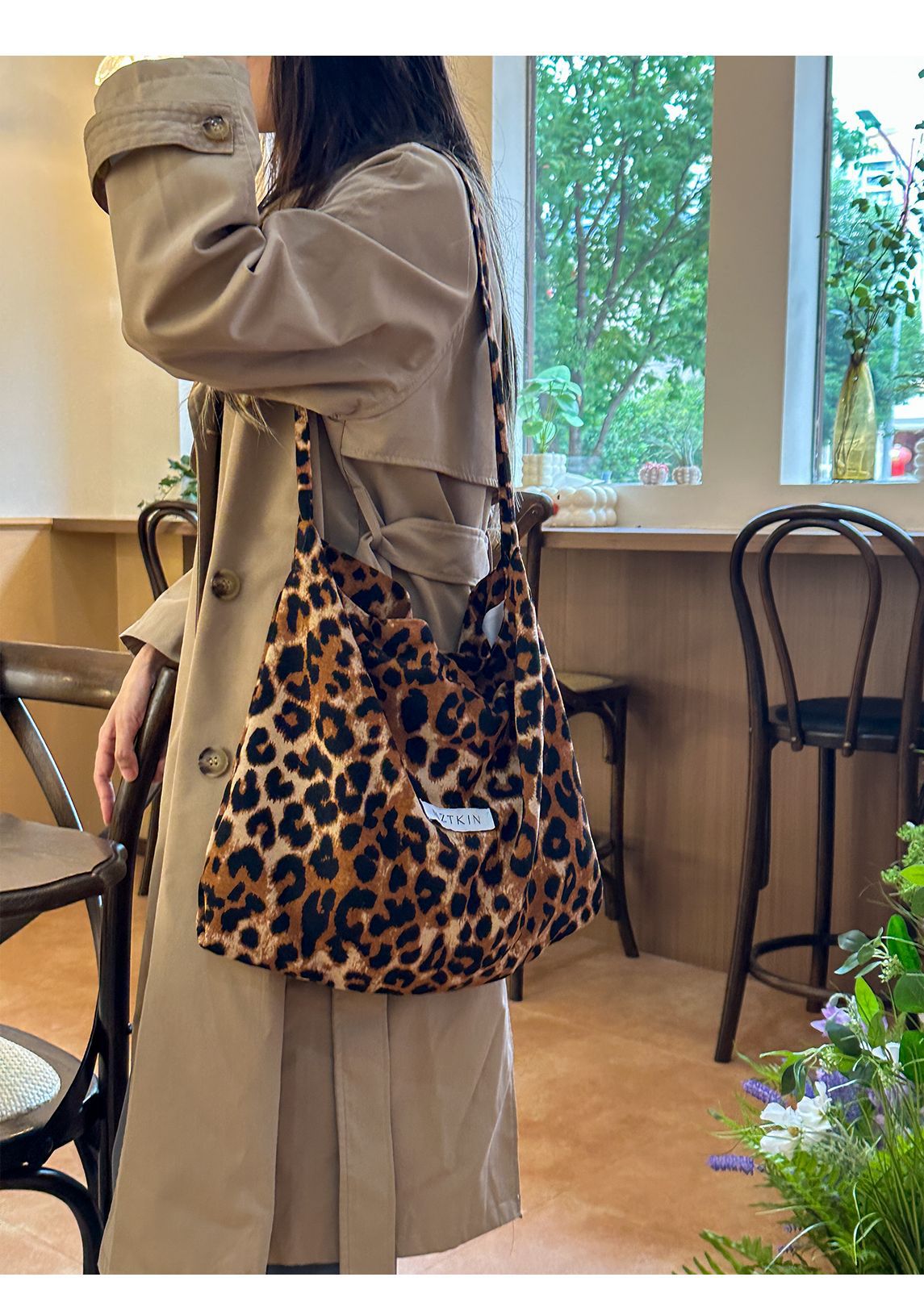 Niche leopard print bag, single-shoulder crossbody cloth bag, star-style canvas bag, versatile for girls, large-capacity tote bag pic 7