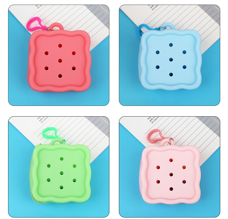 2024新款洞洞零钱包糖果色钱包钥匙扣学生书包挂件情侣方形耳机包详情4