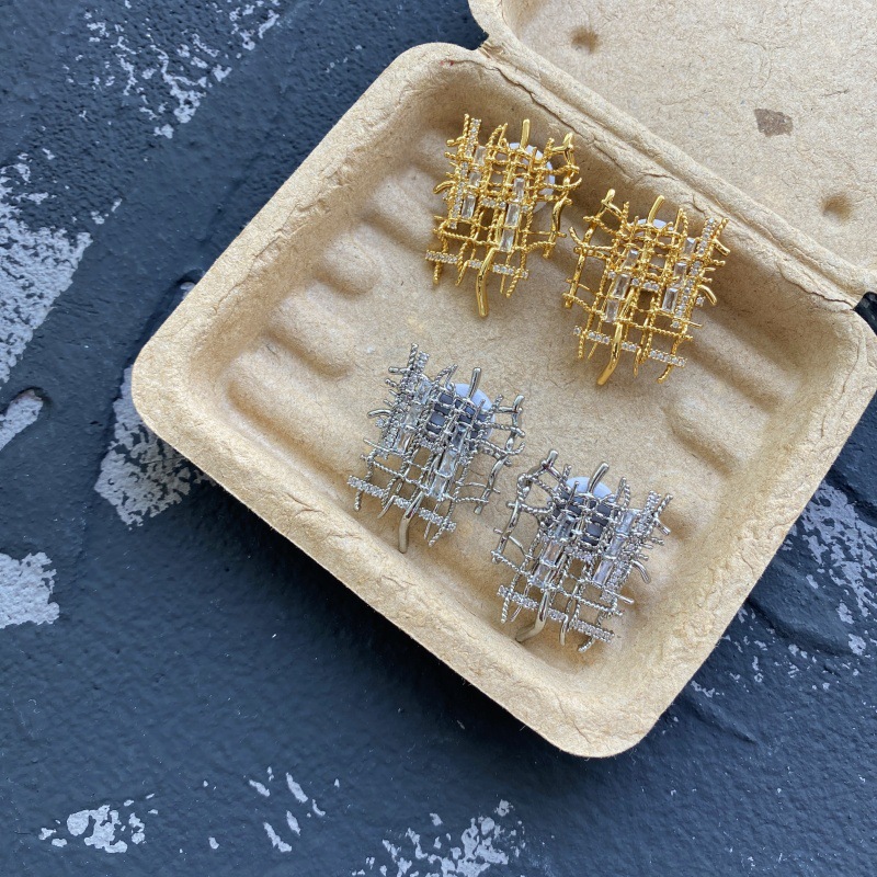 2024夏新款爆款编织锆石耳钉女小众复古高级感独特不规则耳环耳饰详情7