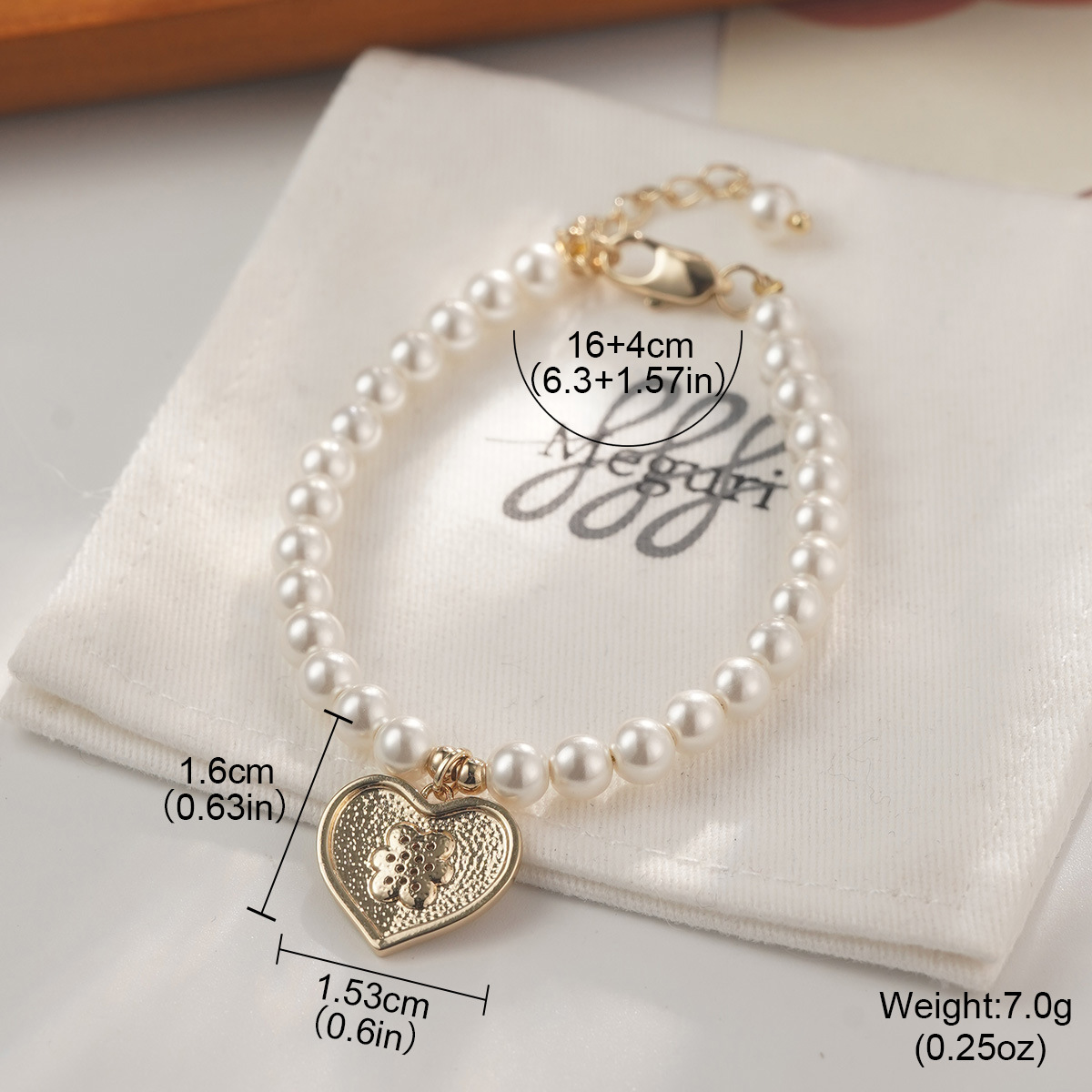 复古时尚天然珍珠手链 ins闺蜜同款串珠简约轻奢小众爱心吊坠手串详情25