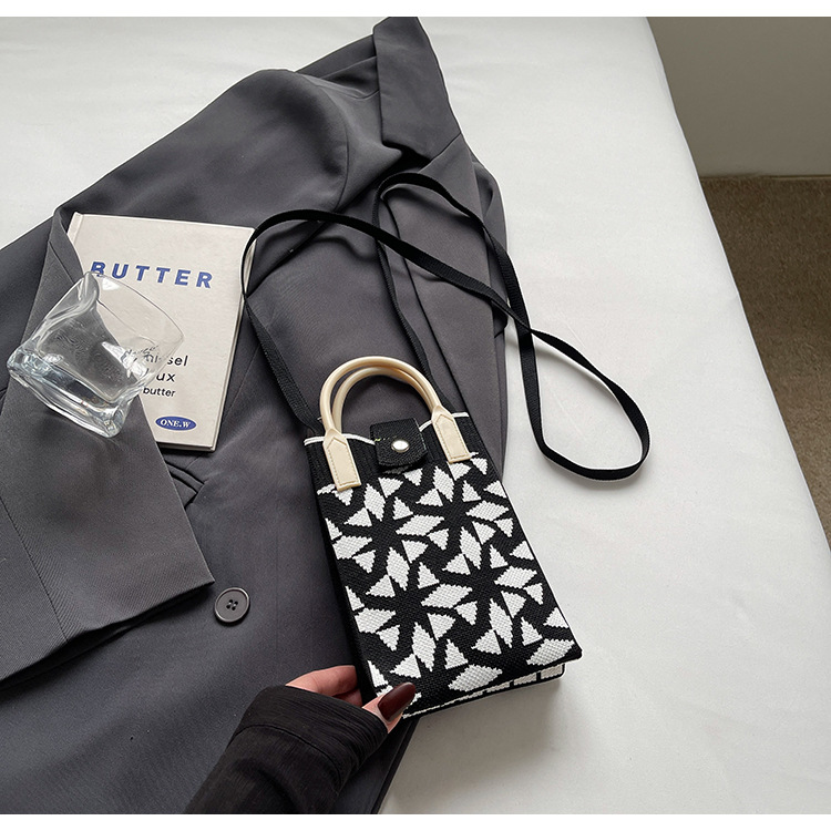 Cute handbag, plastic bag, frosted PVC gift bag, simple PP handbag, gift bag, handbag pic 34