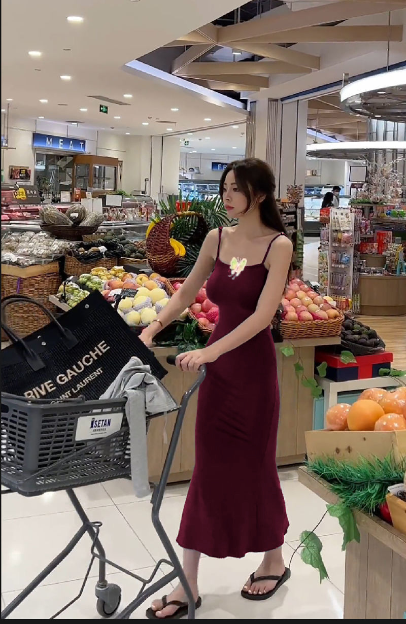 吊带连衣裙女夏季无袖收腰纯欲性感紧身显瘦高级感包臀辣妹紧身裙详情21