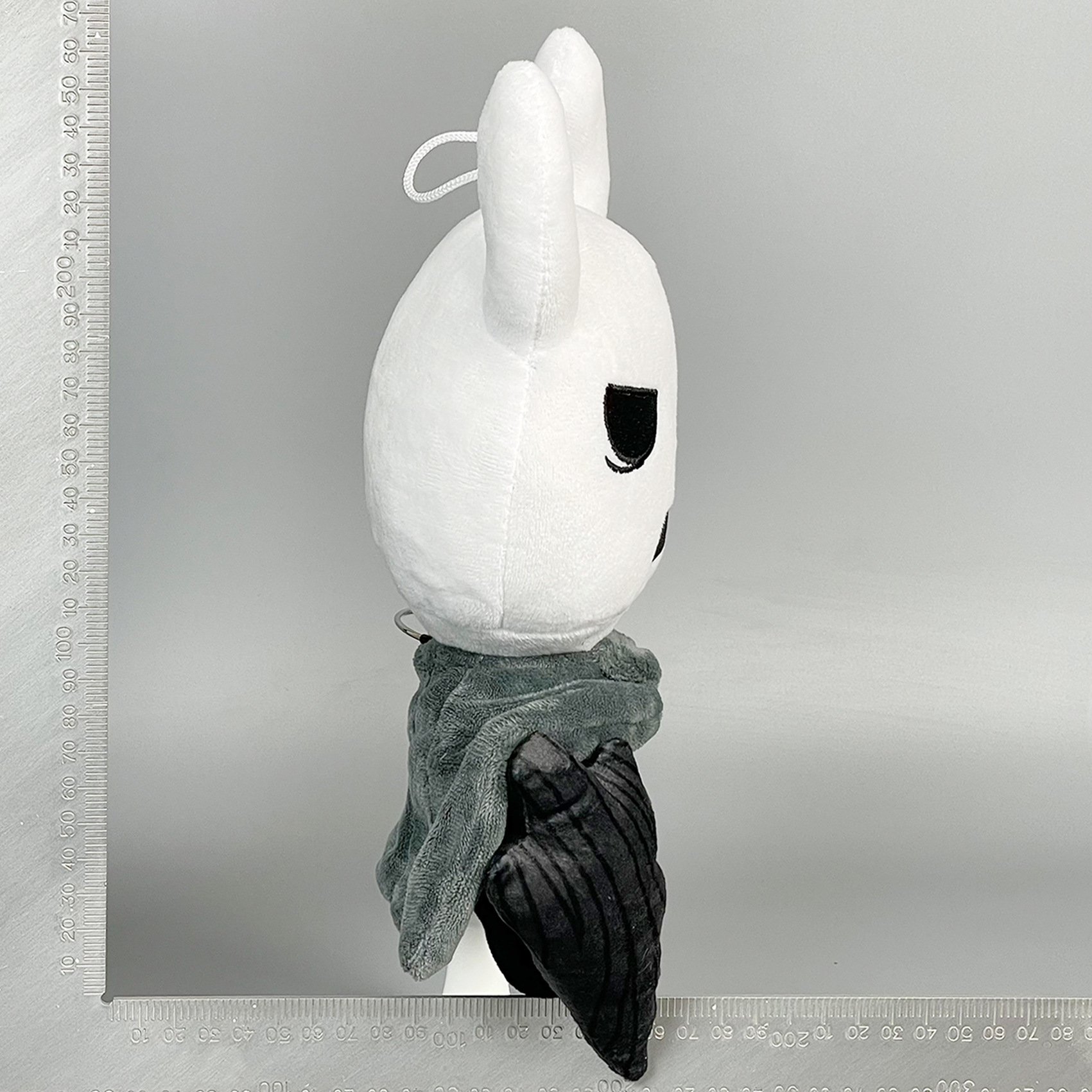 hollow knight, a cross-border best-selling plush toy doll, is in stock pic 9