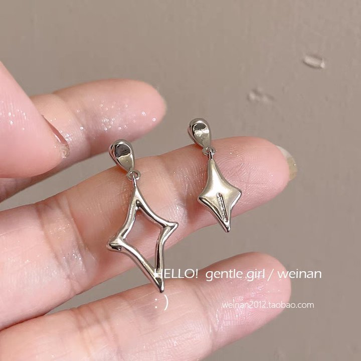 s925 Silver needle design, heart-shaped flower tassel stud earrings, high-end pearl earrings and elegant earrings for women in 2024 pic 7