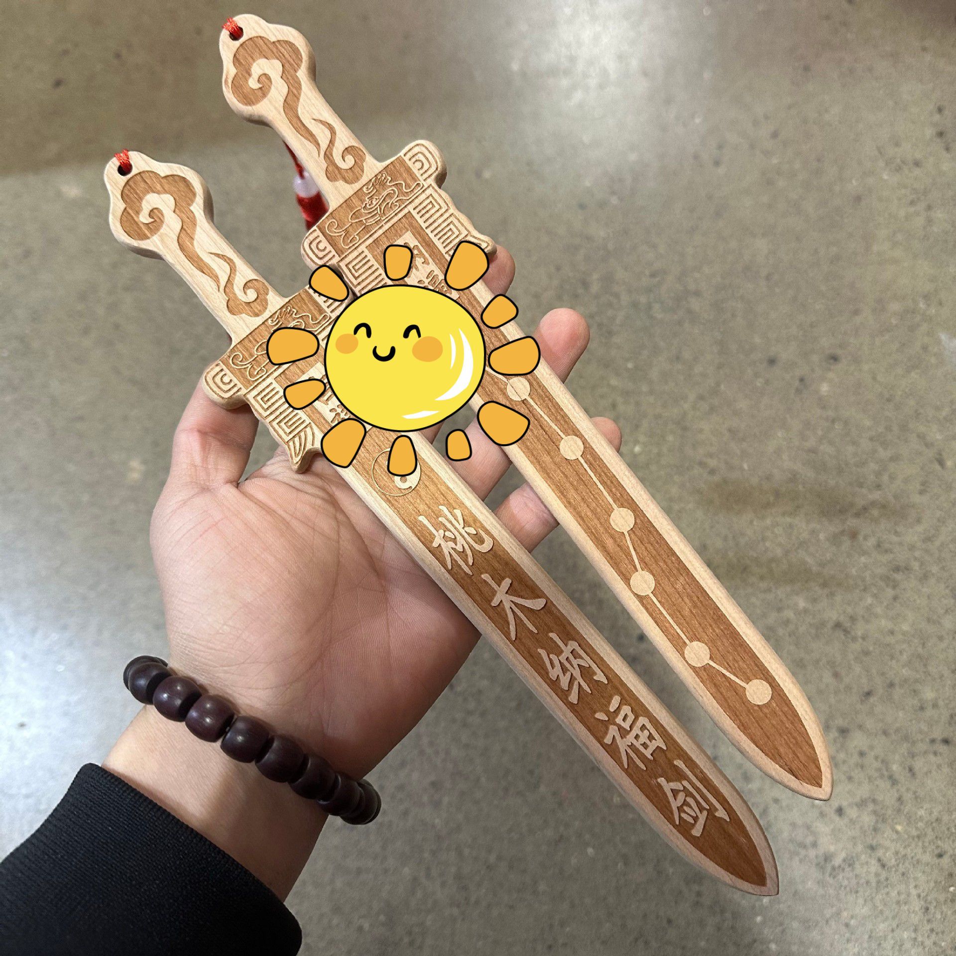 桃木剑原色一体剑雕刻桃木斧挂件小号宝剑儿童玩具工艺桃木剑批发详情31