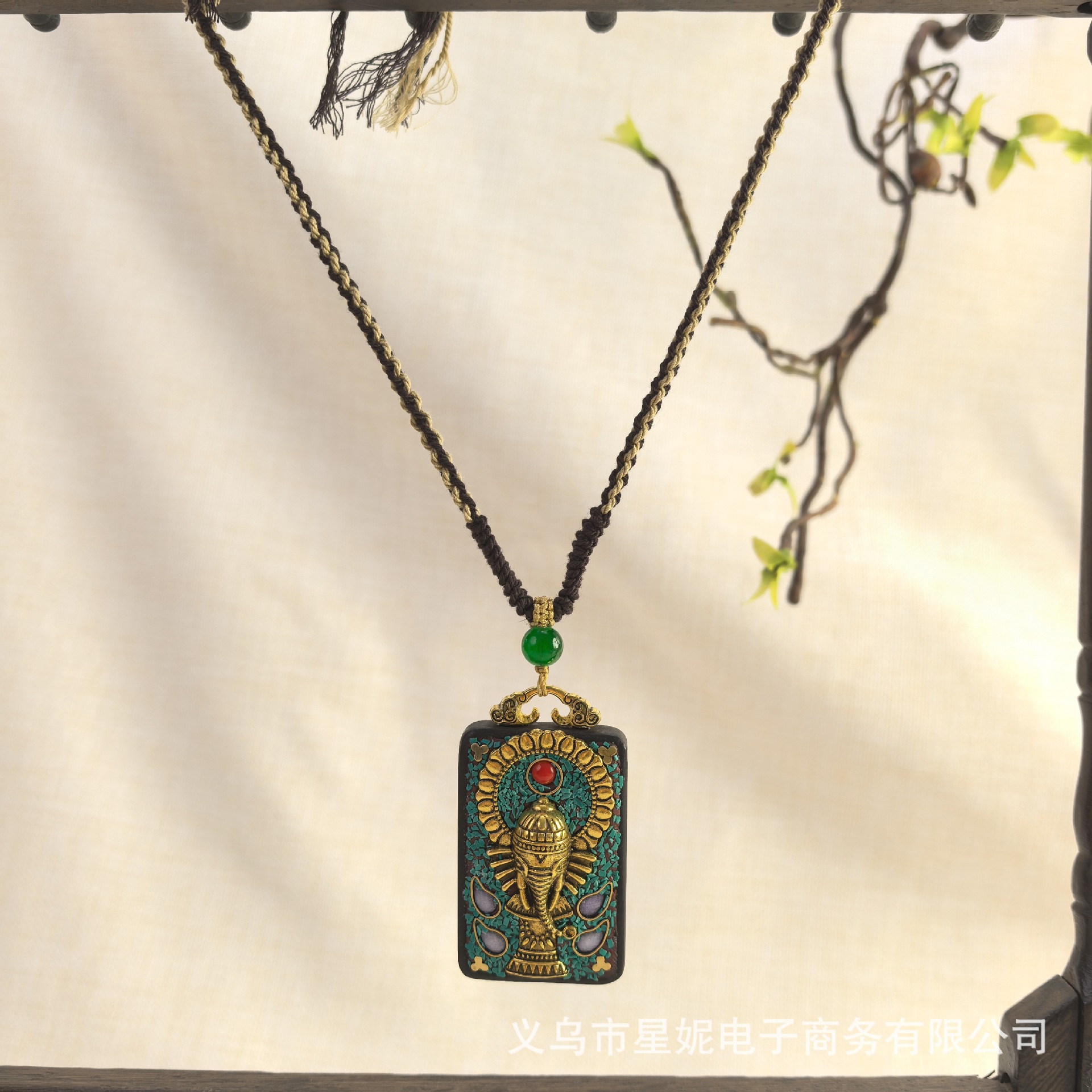 Nepalese Thangka pendant for men, green Tara Manjusri Bodhisattva, esandalwood Buddha amulet, retro necklace, sweater chain pendant for women pic 36