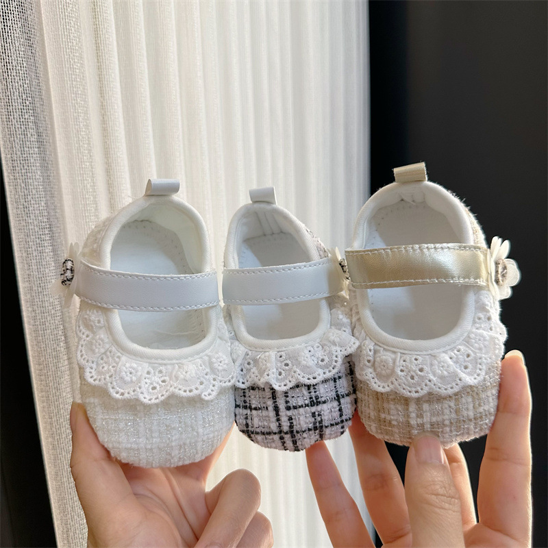 Spring and Autumn 0-1 year old baby princess shoes 3-6-12 months old girl baby Chanel-style breathable soled learning shoes single shoes pic 1