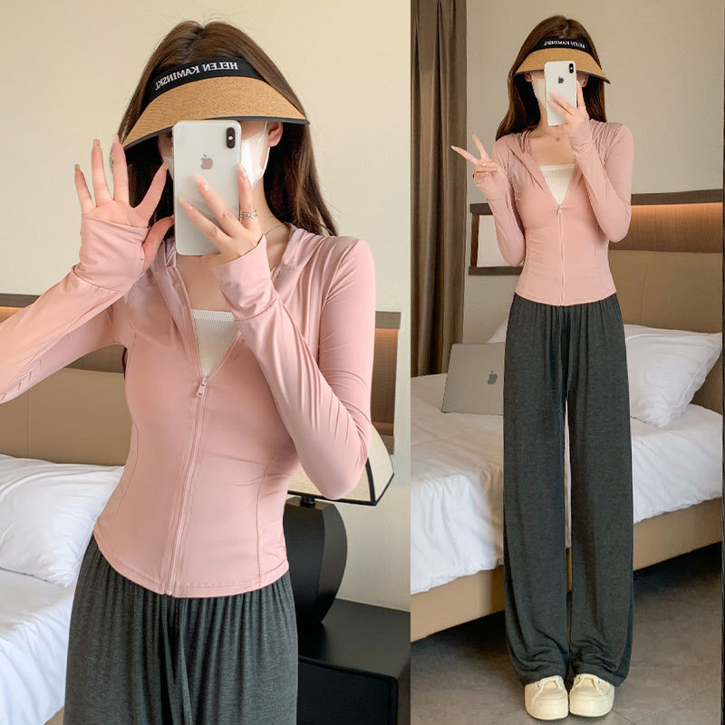 2024 Slim-fit sun-protective clothing for women, UV-resistant hooded jacket, new summer style, UPF50+ pic 3