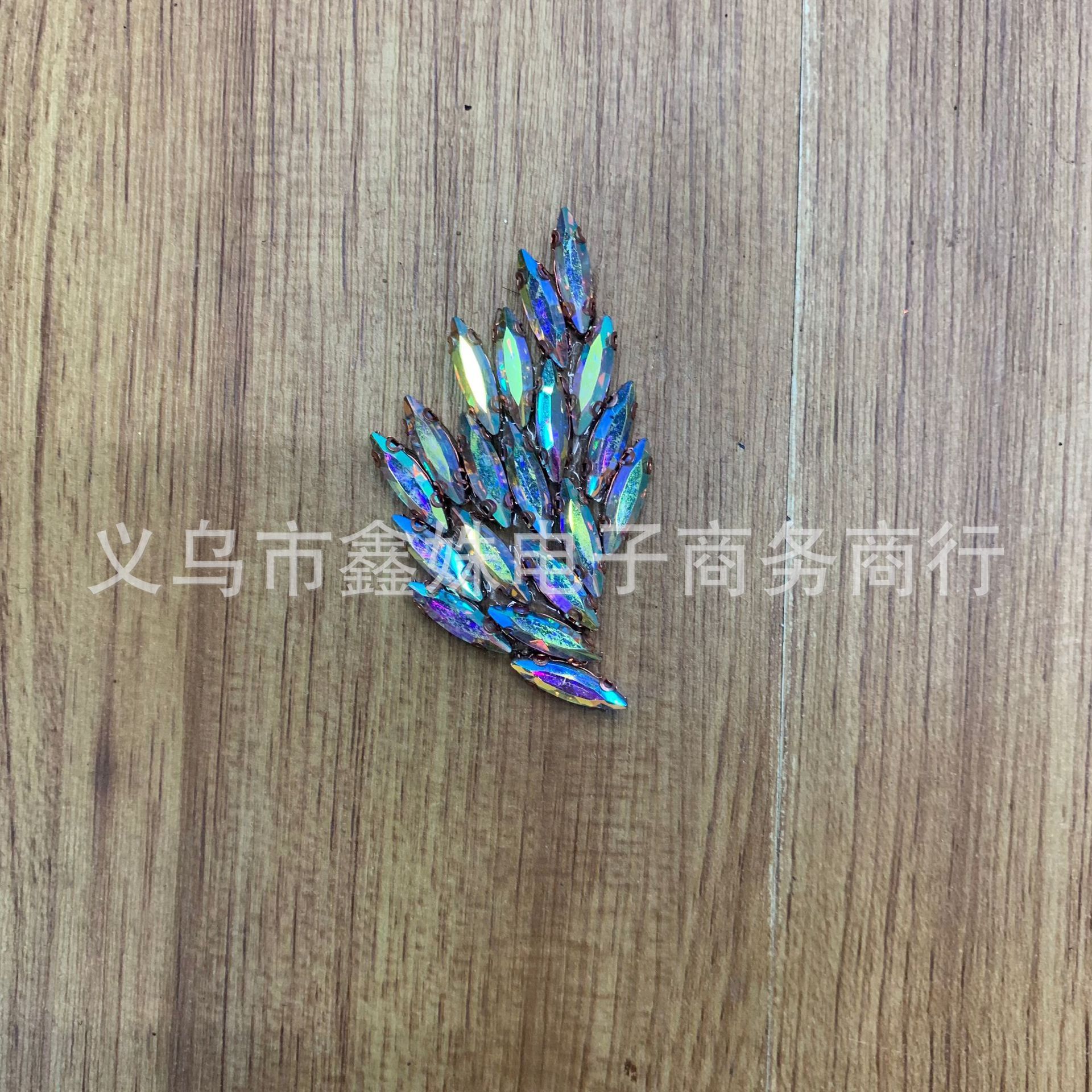 彩色手工DIY水钻拼接玻璃钻树叶小花 服装服饰详情15