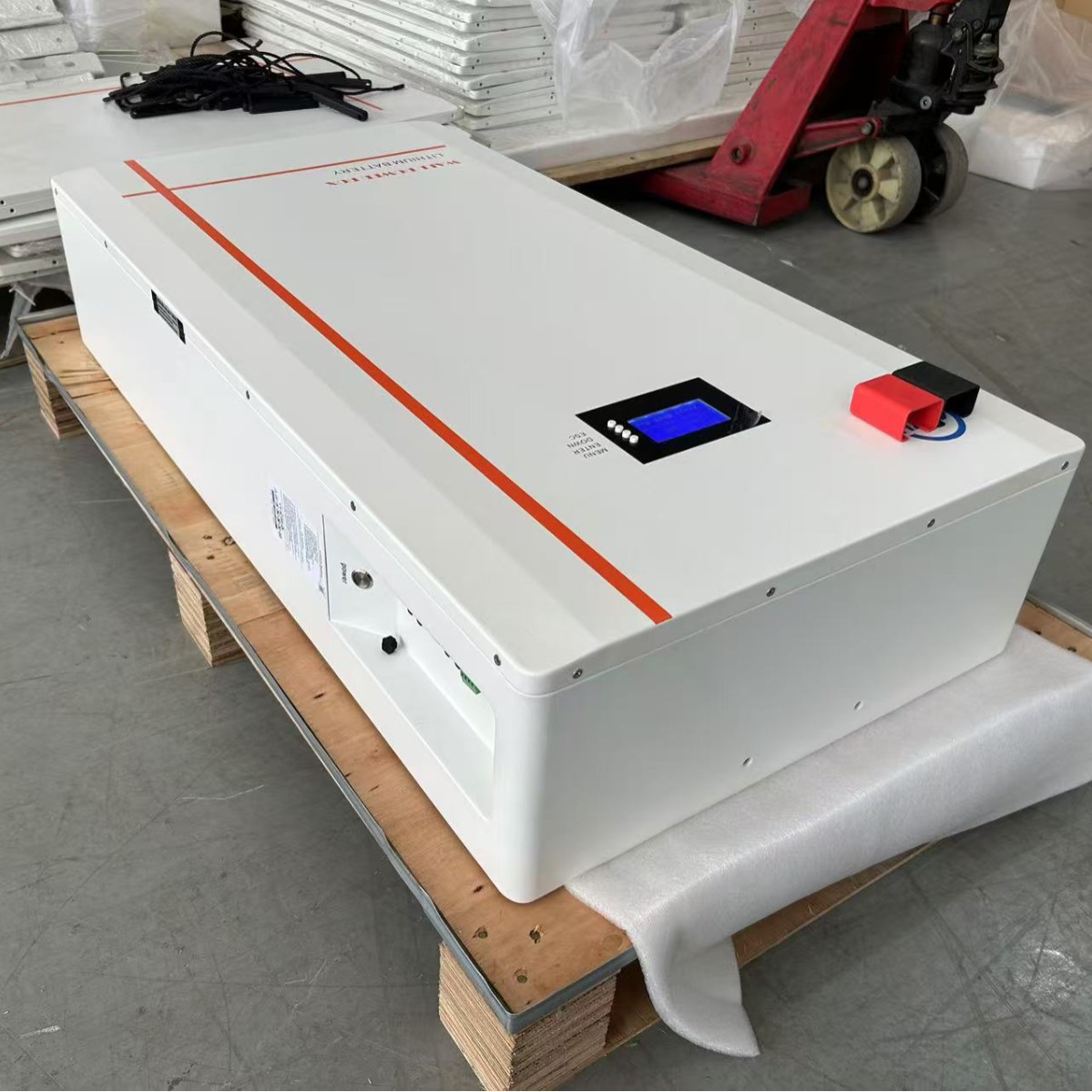 跨境外贸壁挂式储能磷酸铁锂电池51.2V300Ah15kWh太阳能光伏电工电气蓄电池详情3