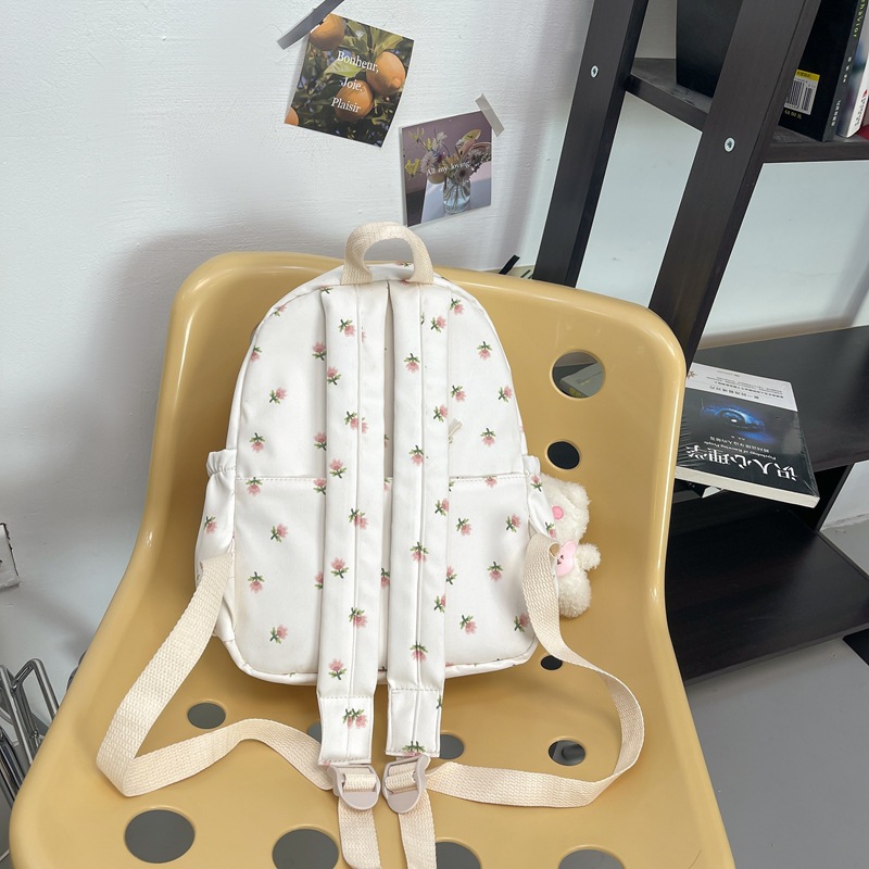 Small 2025 cross-border new style high appearance level artistic and casual primary school schoolbag, commuting and shopping small backpack pic 14