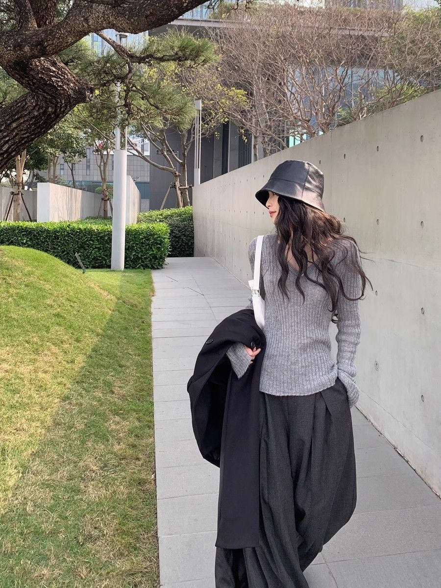 美式复古v领灰色毛衣女秋冬2024新款内搭修身显瘦针织打底衫上衣详情8