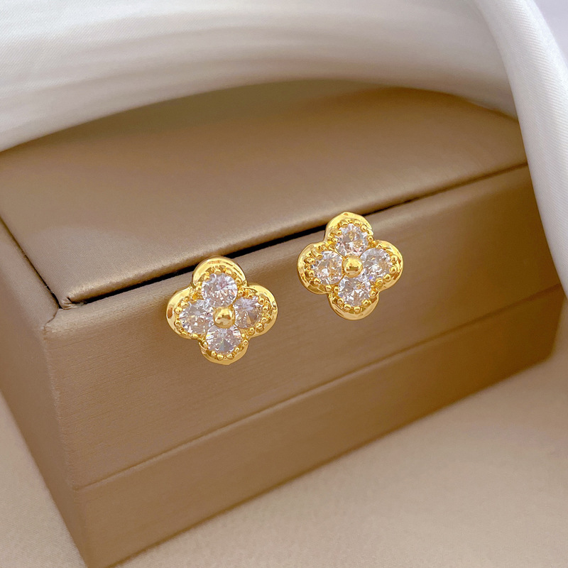 【钛钢】四叶花朵项链耳环套装轻奢微镶个性气质宴会耳饰项饰组合详情8