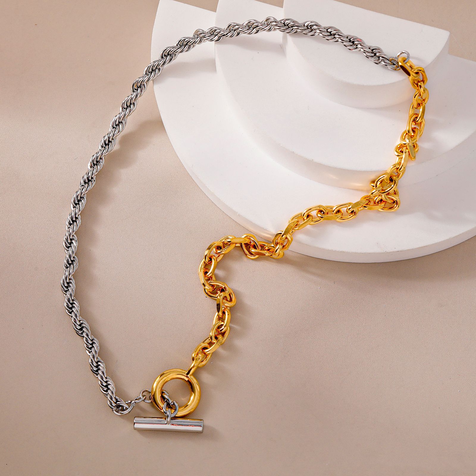 Hyacinth two-tone twisted chain copper 18k gold + white KOT necklace, basic, versatile, personalized collarbone chain, fashionable and elegant, internet-famous neckchain, fashionable accessory pic 1