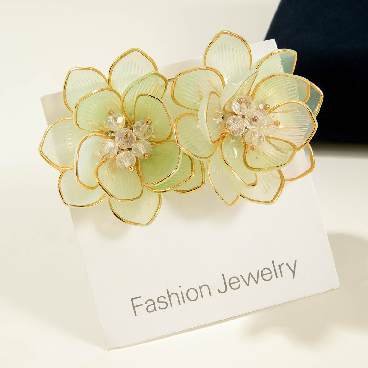 亚马逊跨境清新甜美彩色树脂花瓣花朵耳钉气质多巴胺 耳环耳饰女详情18