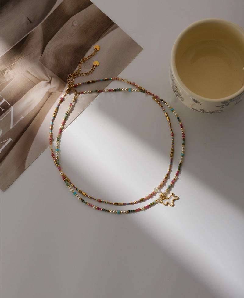 贝母独角兽多巴胺项链女轻奢小众混色天然石锁骨链小马吊坠颈链详情1