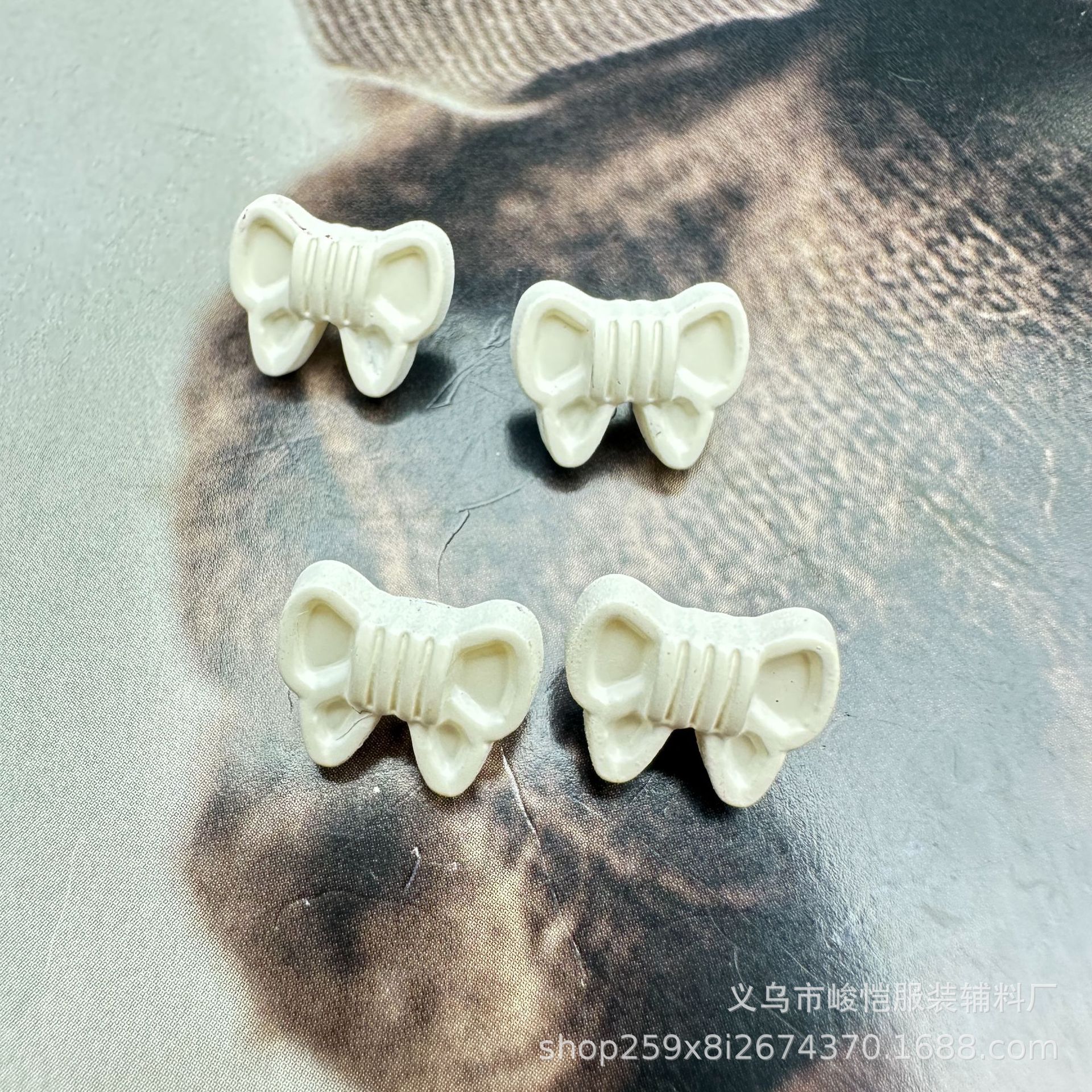 扁蝴蝶结滴油烤漆合金配件diy手工饰品手机链多巴胺直孔高脚纽扣详情16