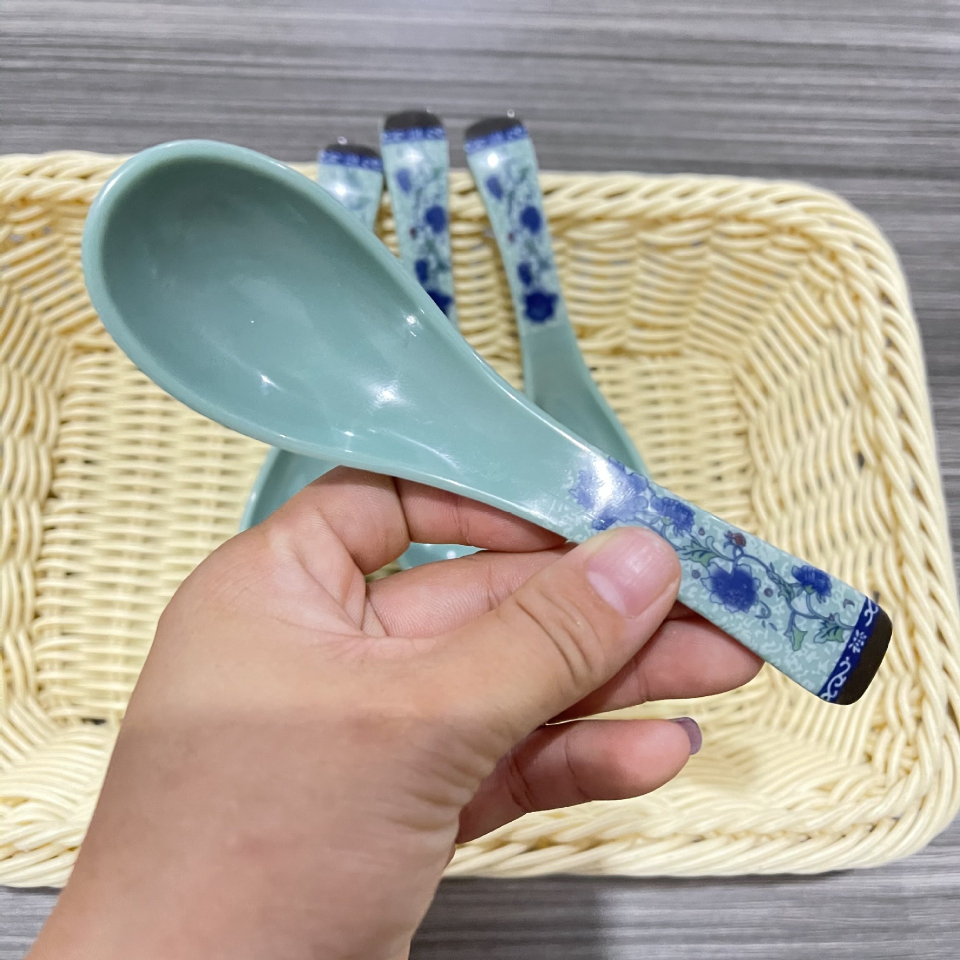 【 Zone 3-10 】8840 blue and white porcelain spoons 200/ box 1200/ case 8840 porcelain small spoons, rice spoons, fast food restaurant spoons, rice noodle and hot pot spoons, short-handled spoons, wholesale supply pic 4