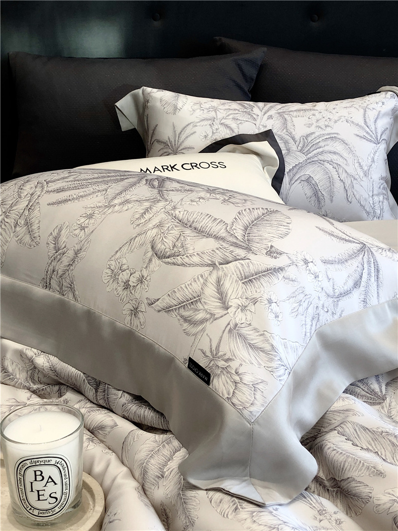 Cool ultra-fine denier Tencel summer light and cool condensation filament four-piece set, elegant printed sweat-absorbing nude bedding pic 11