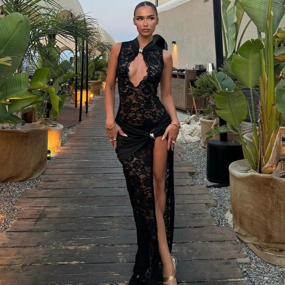 A new sexy and fashionable lace cutout high-slit figure-hugging sleeveless dress that is selling well in cross-border trade between Europe and America for women pic 2