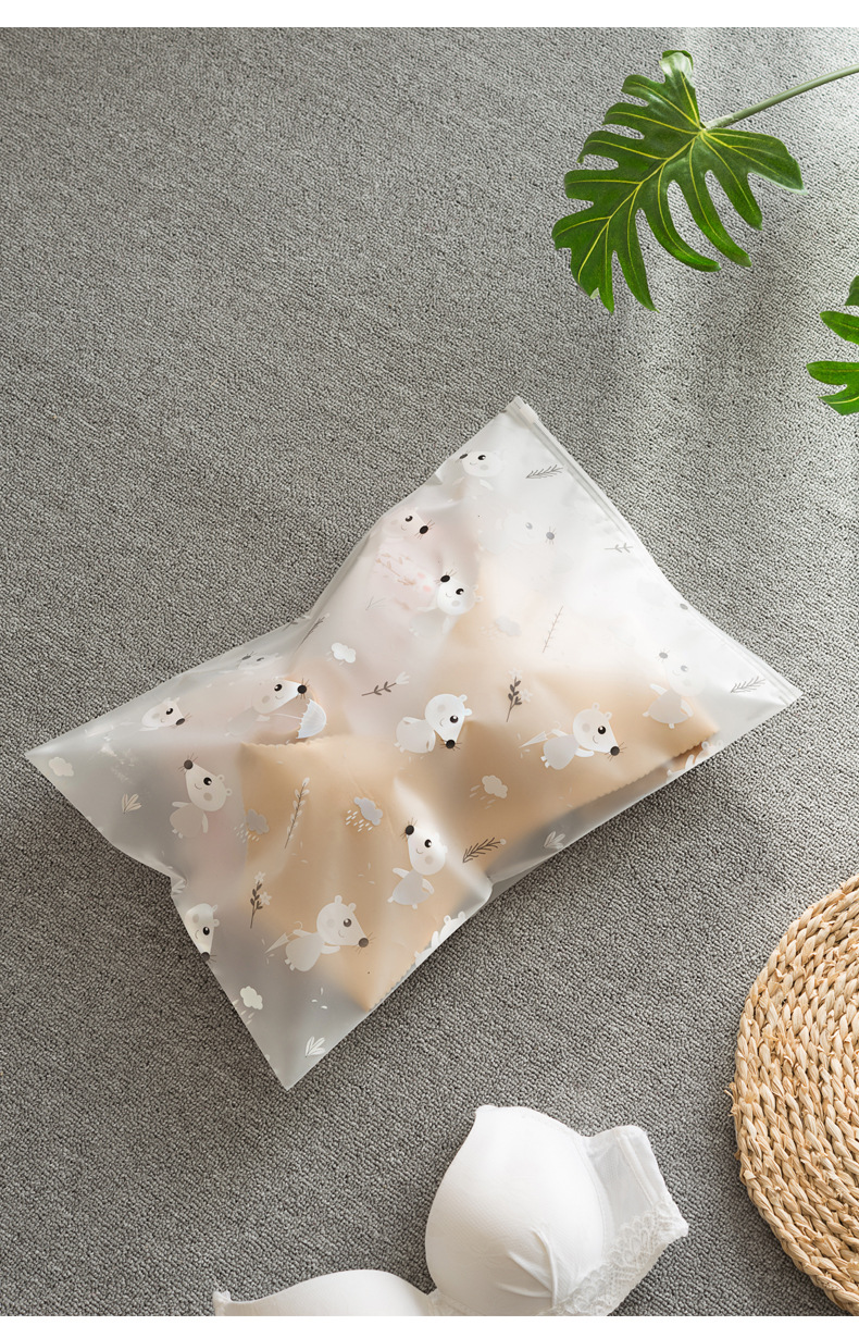 加厚萌萌鼠密封袋卡通塑料包装袋内衣内裤收纳袋服装塑料密封袋详情10