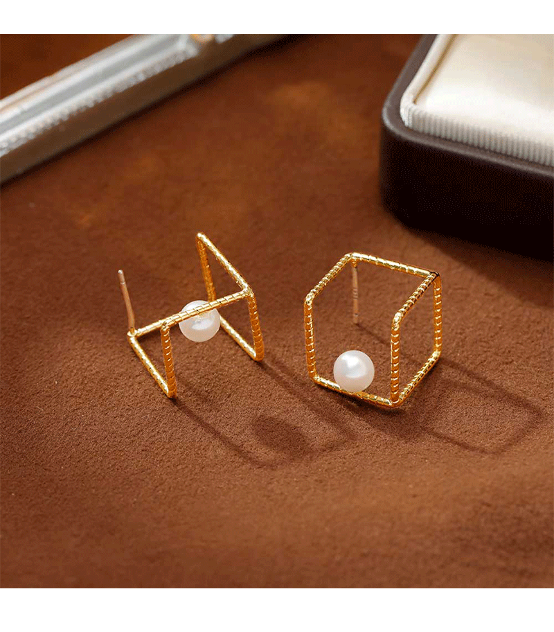 Hyacinth Korean minimalist style stud earrings, internet-famous, super fairy-like, versatile pearl earrings, fashionable and versatile geometric earrings pic 2