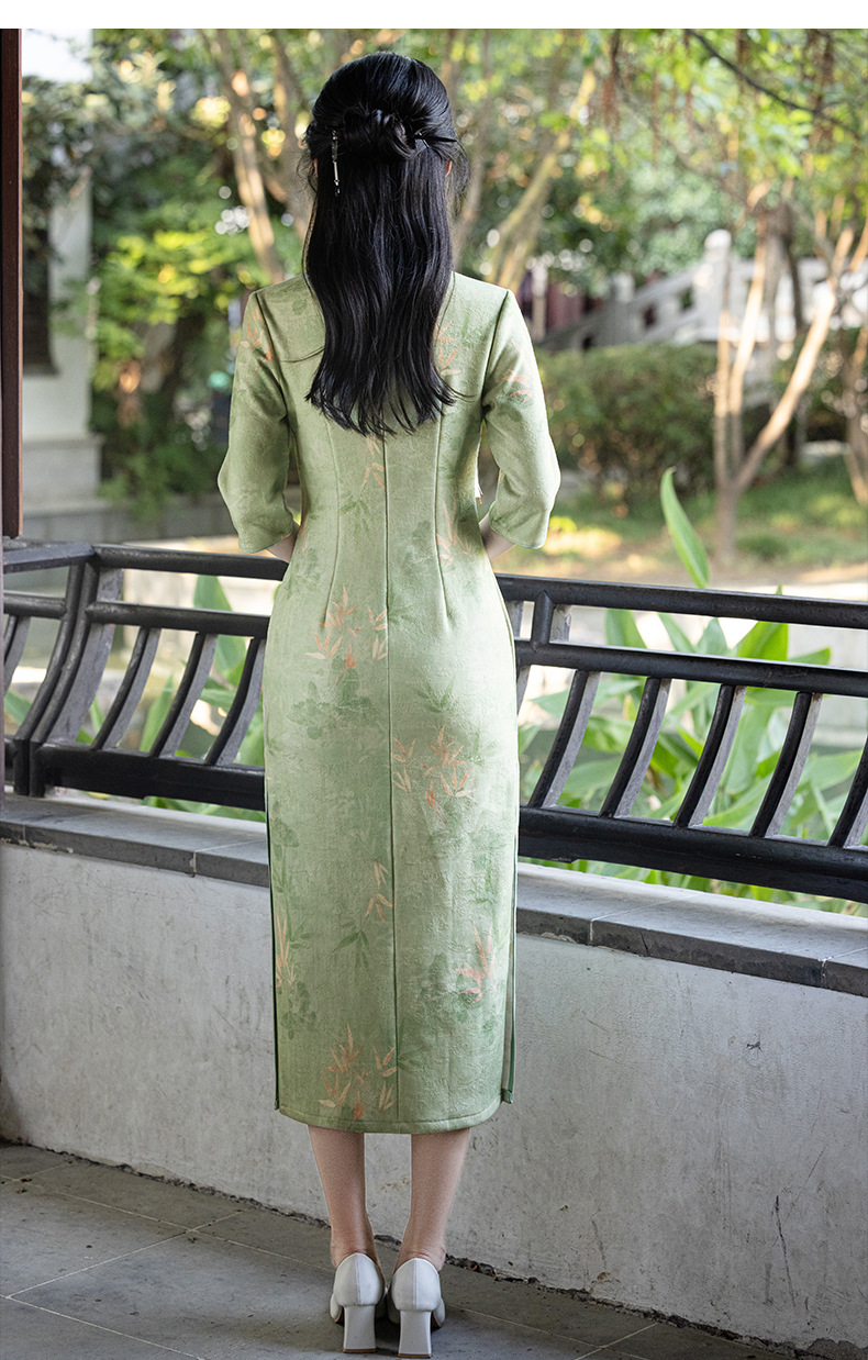 New Chinese-style spring/summer jacquard milk silk mid-sleeved long 2025 new Chinese-style daily artistic modified cheongsam dress pic 15