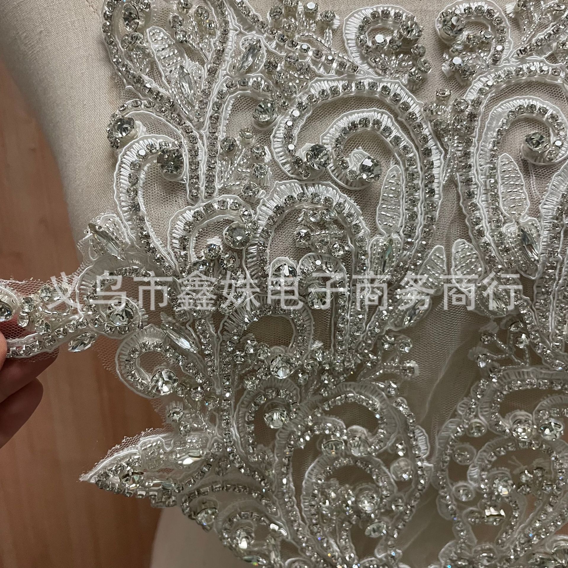 金色贴花手工钉珠婚纱礼服装饰蕾丝贴花详情4