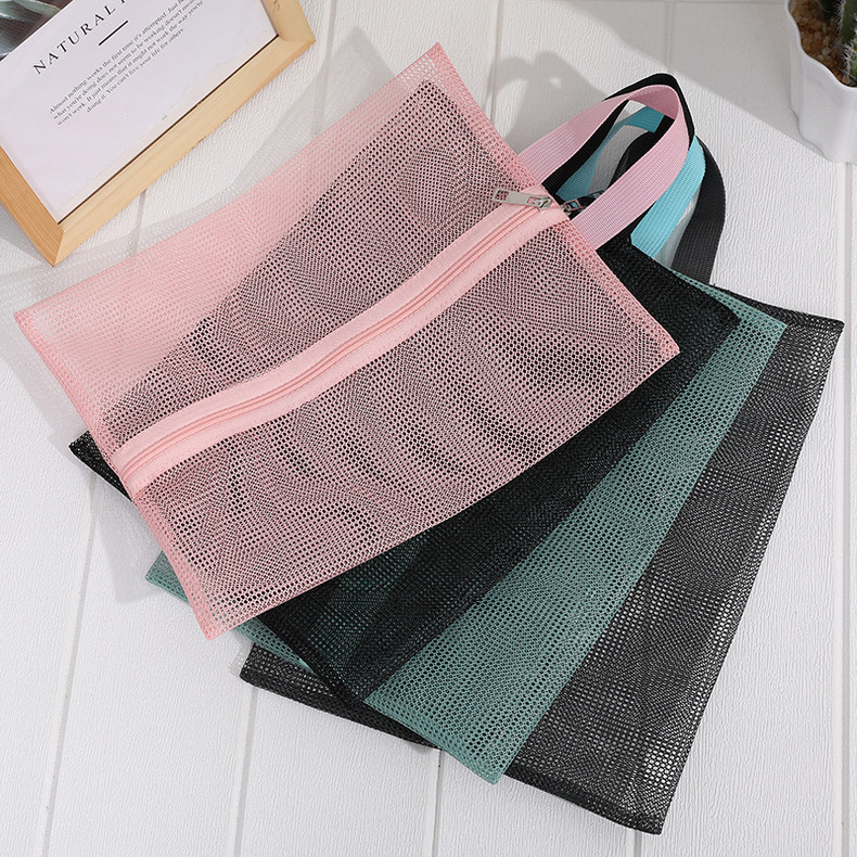 Wholesale of hand-held mesh beach bags, makeup, travel storage, toiletry bags, mesh portable swimming bath bags and beach bags pic 37