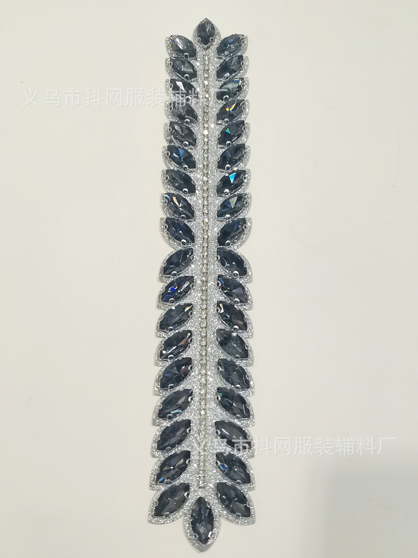 欧洲站布贴补丁贴新款爆款时尚衣服亮片辅料装饰贴布花
