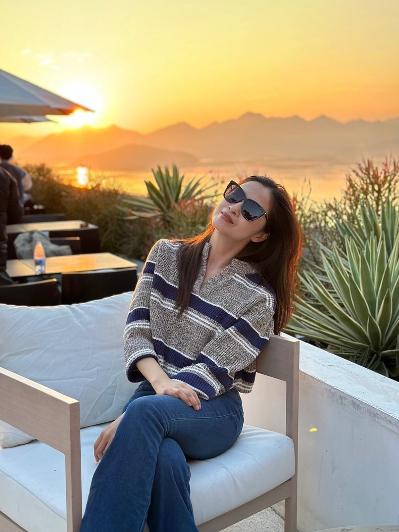 彩虹短袖后花园小香风宽松撞色套头v针织衫2026休闲百搭毛衣详情11