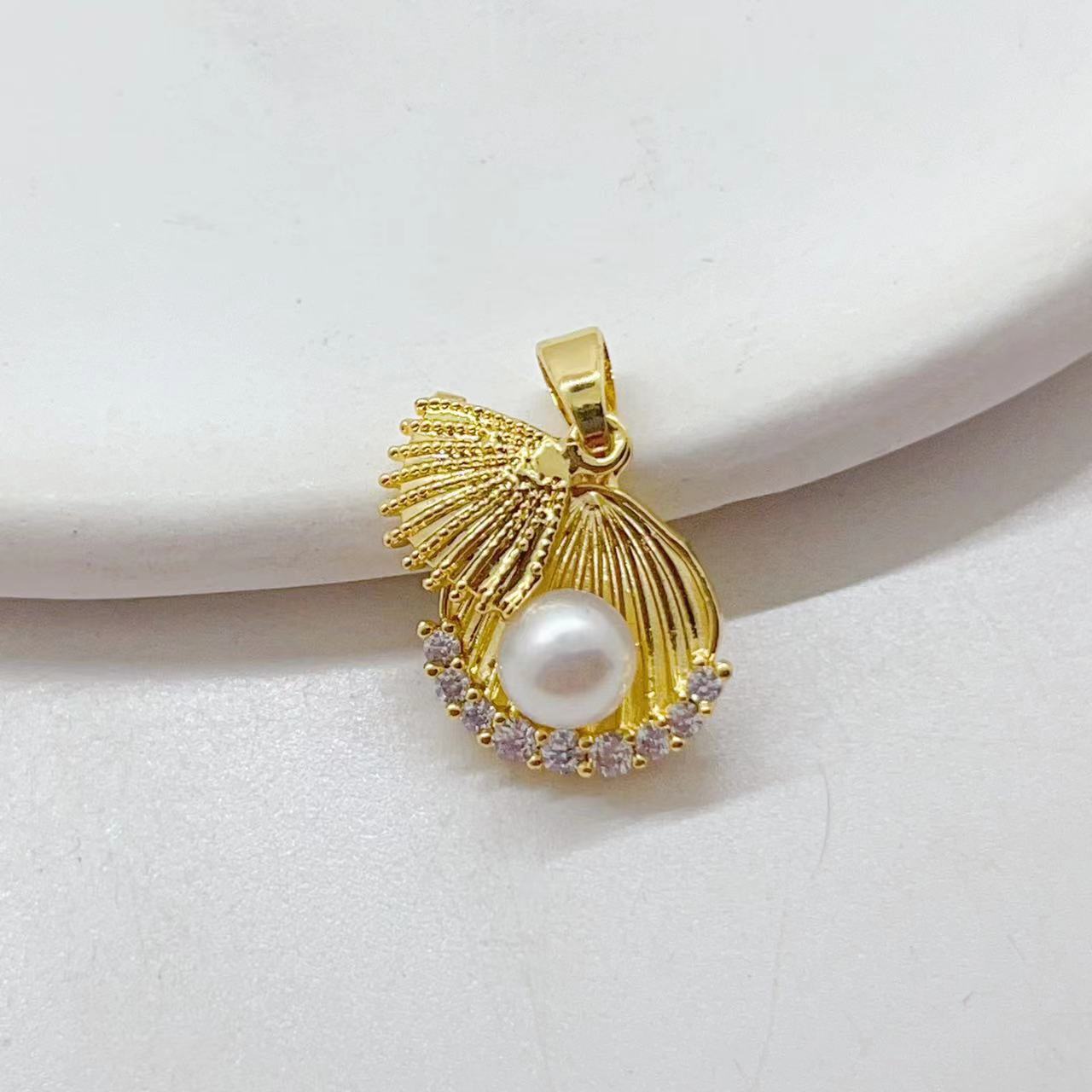 Copper-plated real gold, slightly inlaid zircon, Japanese and Korean pearl shell, shell light luxury and fashionable INS style pendant accessory pic 6
