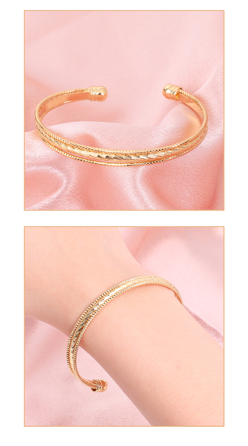 Light luxury copper-plated 18k gold-plated bracelet, with a high-end feel and a niche style. This bracelet is versatile and does not fade. Wholesale from a jewelry manufacturer pic 9