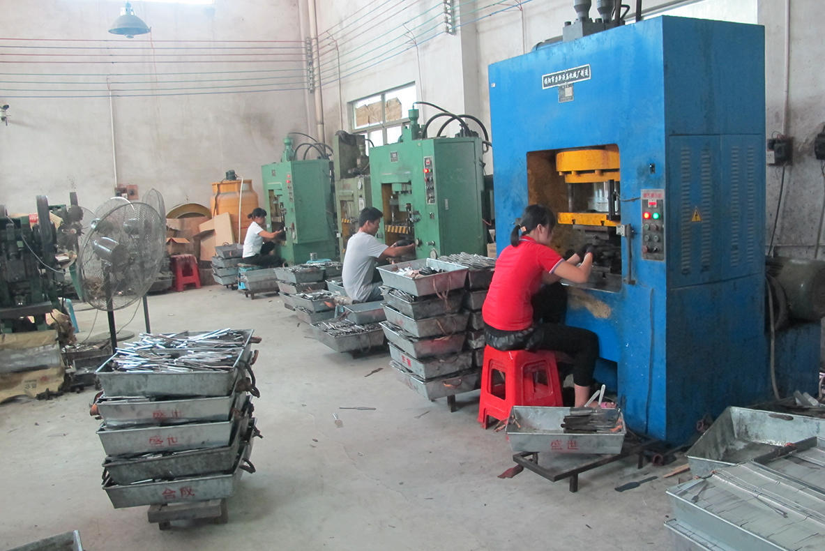 不锈钢圆头勺子家用餐厅吃饭长柄调羹汤勺搅拌勺甜品勺批发咖啡勺详情2