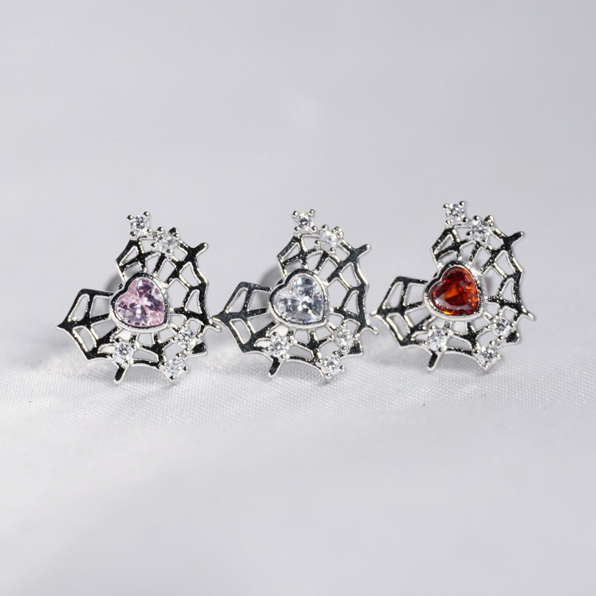 三色蜘蛛网唇钉外牙耳骨钉穿刺饰品钛钢镶钻跨境新品人体穿刺饰品详情3