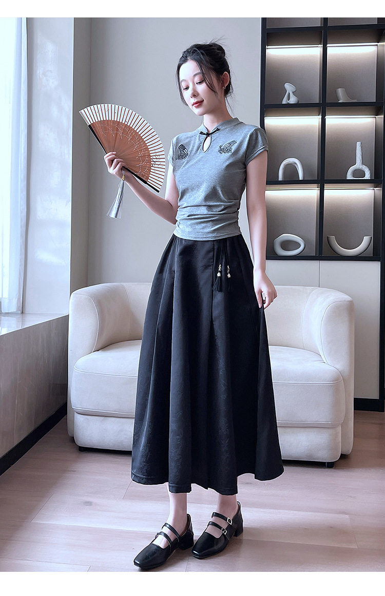 New Chinese-style satin skirt for women in spring and summer, gentle, high-waisted, slimming, large swing, retro jacquard, Chinese-style horse face skirt, Chinese trend pic 19