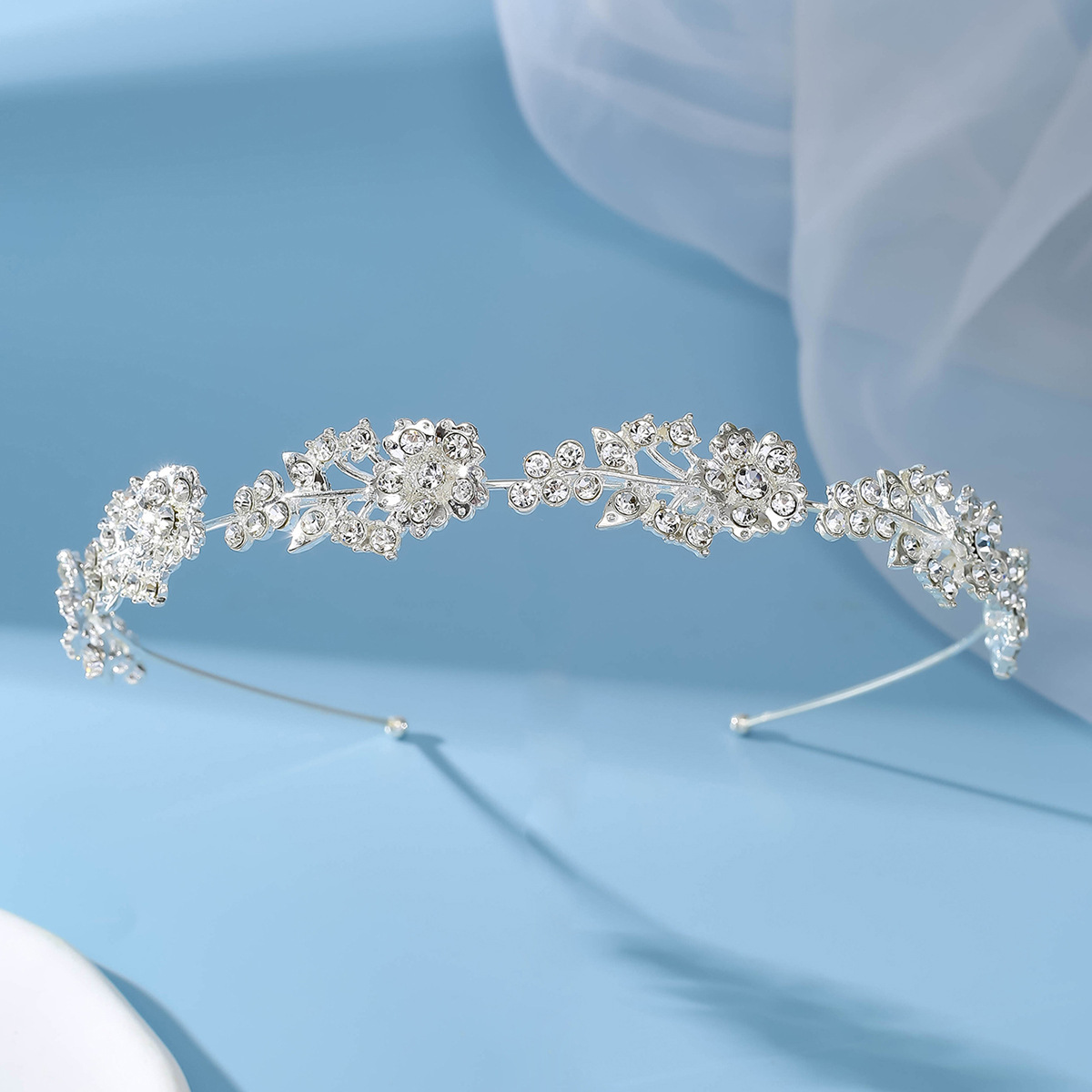 Summer headband: Silver, simple and fresh, ladylike, Instagram influencer style headband. Sweet diamond-encrusted headband pic 13