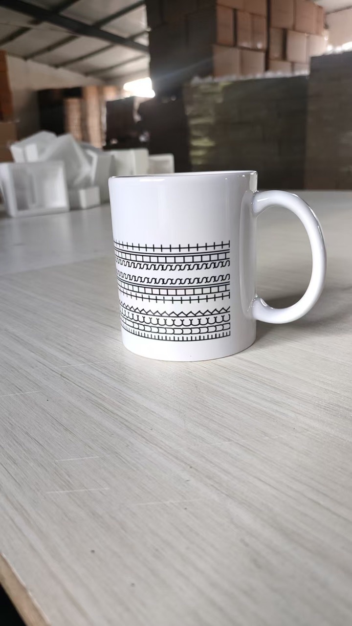 11oz直身AB热转印涂层马克杯温变色升华画面陶瓷杯一件可批详情3