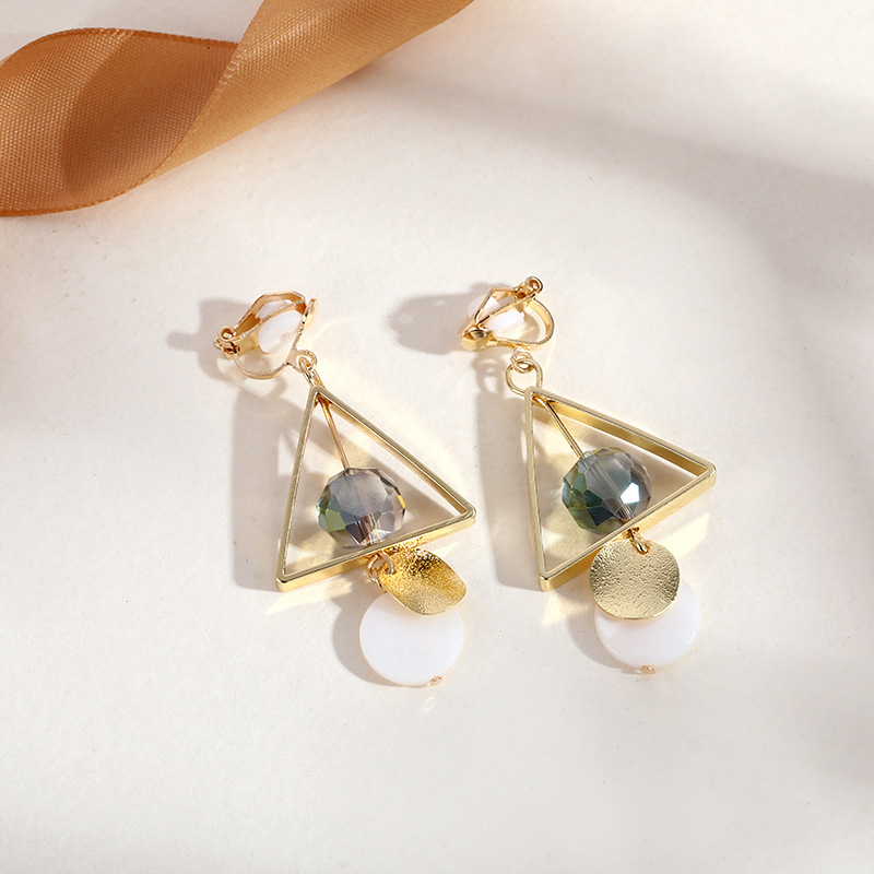 Triangular tassel ear clips, no ear holes, high-end, niche, artistic, retro, socialite ear hangers, light luxury, high-quality earrings wholesale pic 18