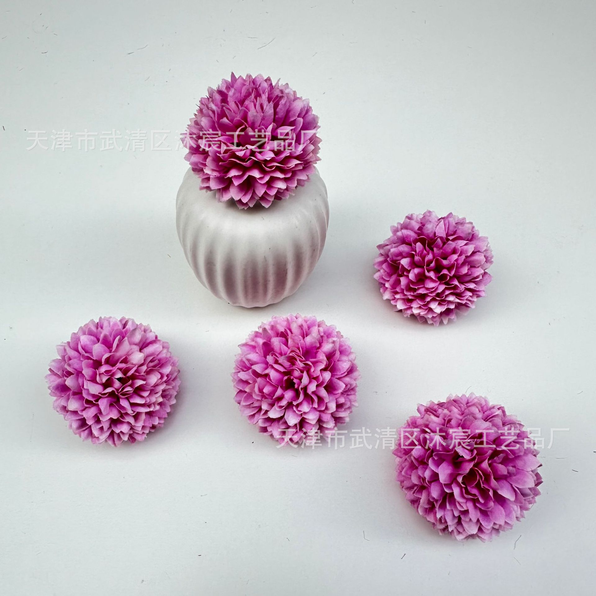 Wholesale of simulated table tennis chrysanthemum flowers, 4 cm small balls, multi-layered chrysanthemums, DIY clothing, corsages, headwear accessories, artificial flowers, office cultural atmosphere decoration, decorative ribbons and ribbons pic 14