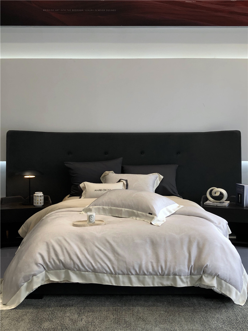 Cool ultra-fine denier Tencel summer light and cool condensation filament four-piece set, elegant printed sweat-absorbing nude bedding pic 68