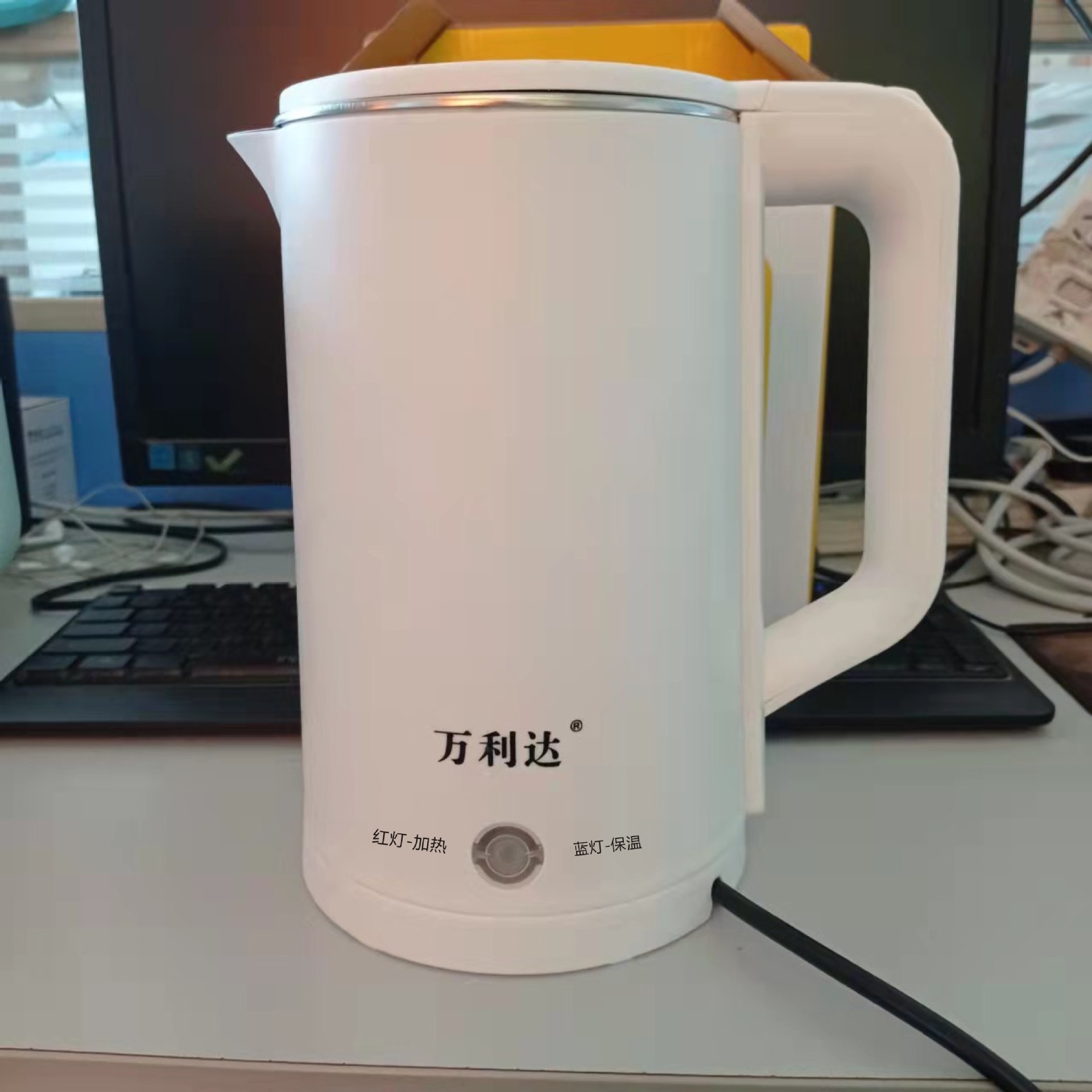 Glass electric kettles of 110V American standard or 220V, Southeast Asian cross-border e-commerce manufacturers, French three-plug kettles, etc pic 9