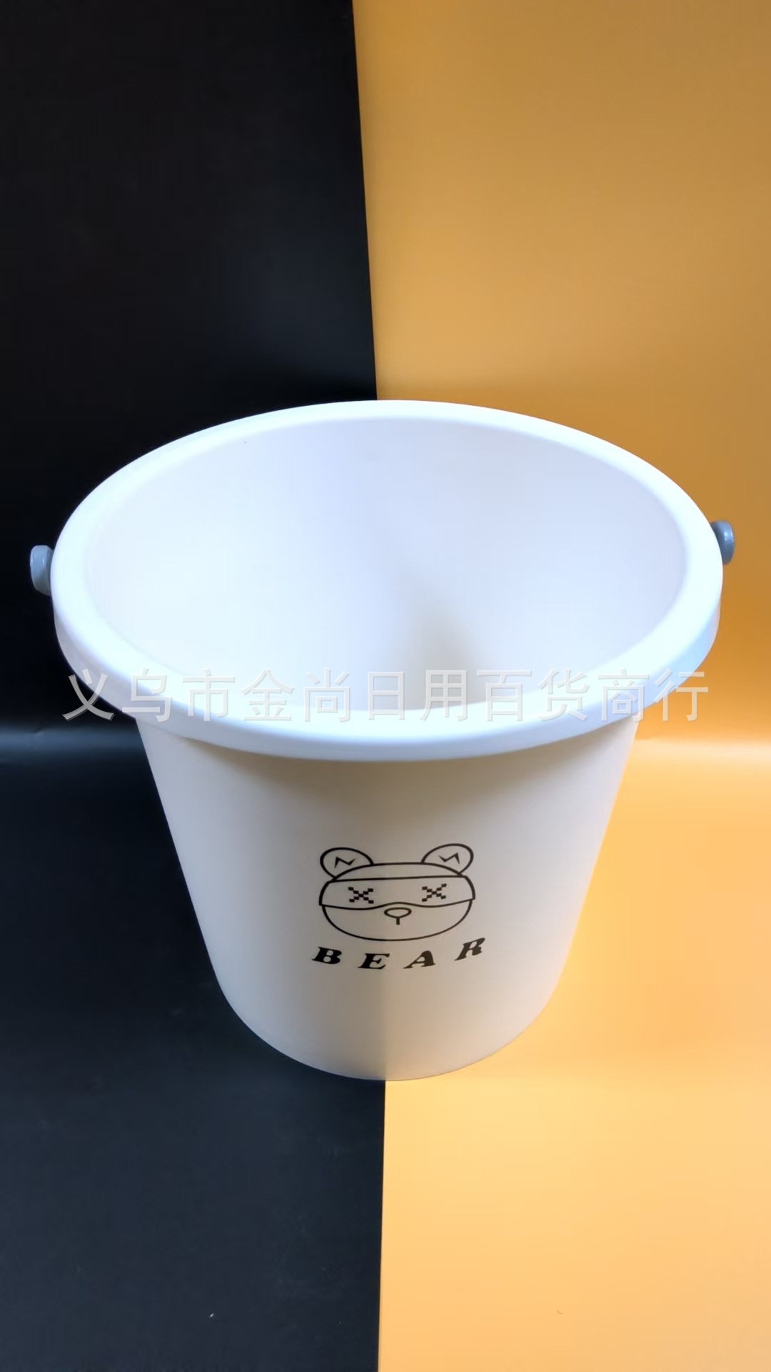 新款塑料水桶卡通小熊圆桶手提学生宿舍洗衣桶家用洗澡桶泡脚桶详情1