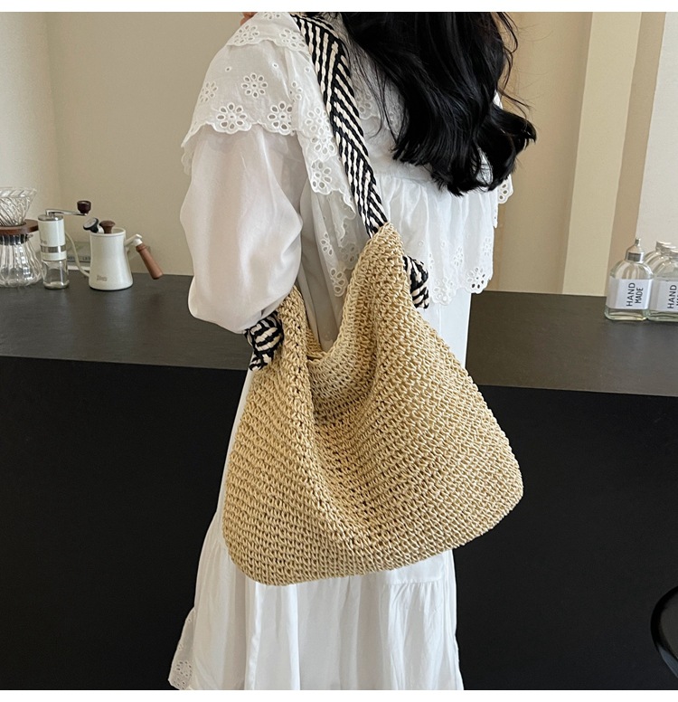 Summer high-capacity straw woven bag for women, 2024 new style seaside and beach vacation single-shoulder bag, commuter tote bucket bag pic 32
