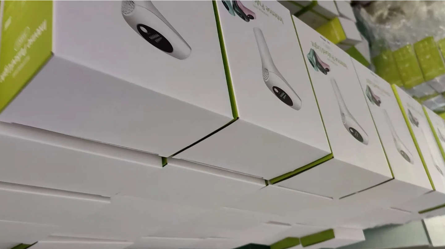 跨境手持激光脱毛仪女士光子嫩肤家用便携全身无痛不留黑脱毛仪器详情4