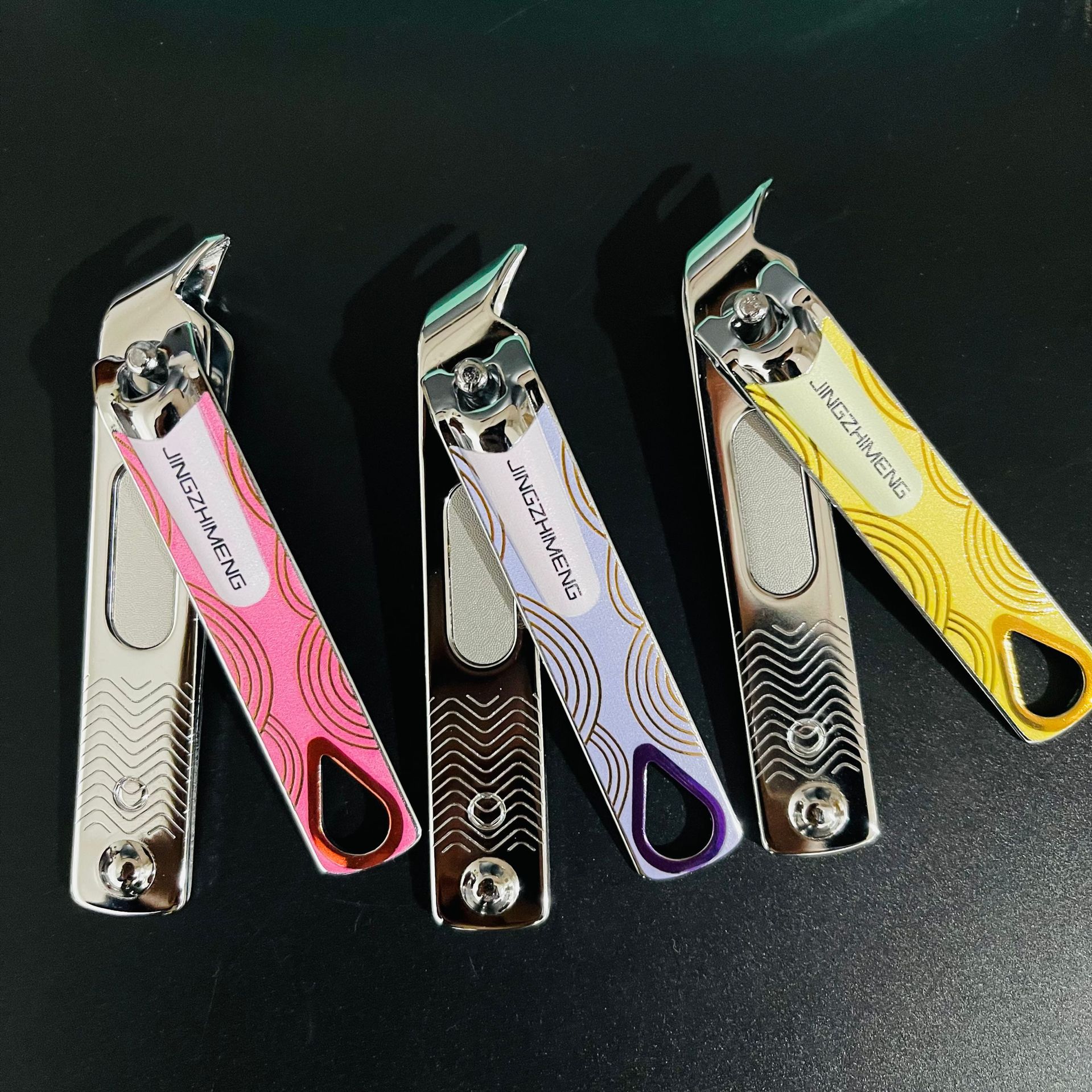 【 Office 】T6523 12/ box 600/ piece T6523 Nail Clippers, slanted nail clippers, Large household daily nail clippers, Colored nail clippers 2 yuan wholesale supply pic 5