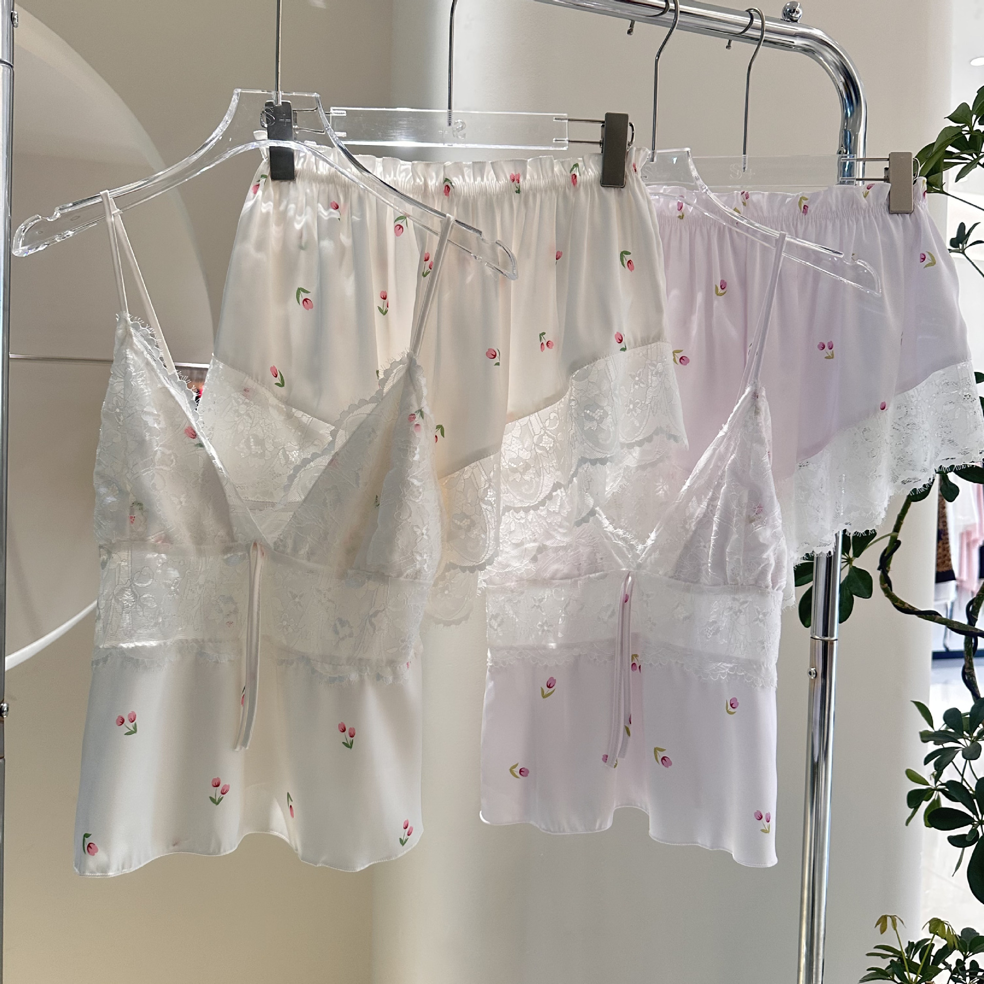 Ice silk pajamas for women, summer girls, pure desire, halter shorts, home wear set, pajama for women, pink and sexy home wear pic 15