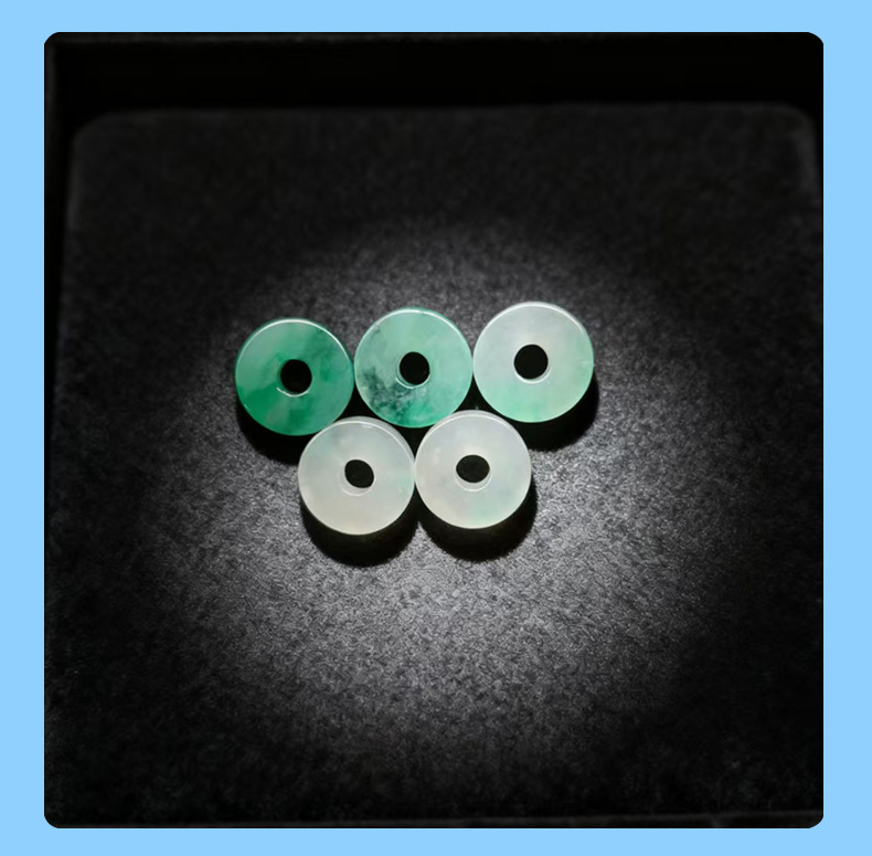 Wholesale of natural African green flat pendant pendants, handcrafted diy jewelry accessories, bracelets, and sweater chains pic 7