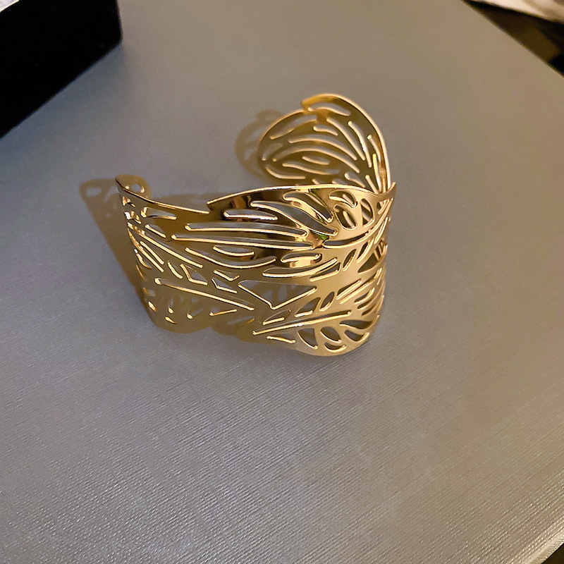 Cross-border European and American open armband bracelet, high-end, niche, versatile bracelet, exaggerated, individual and fashionable jewelry for women wholesale pic 36