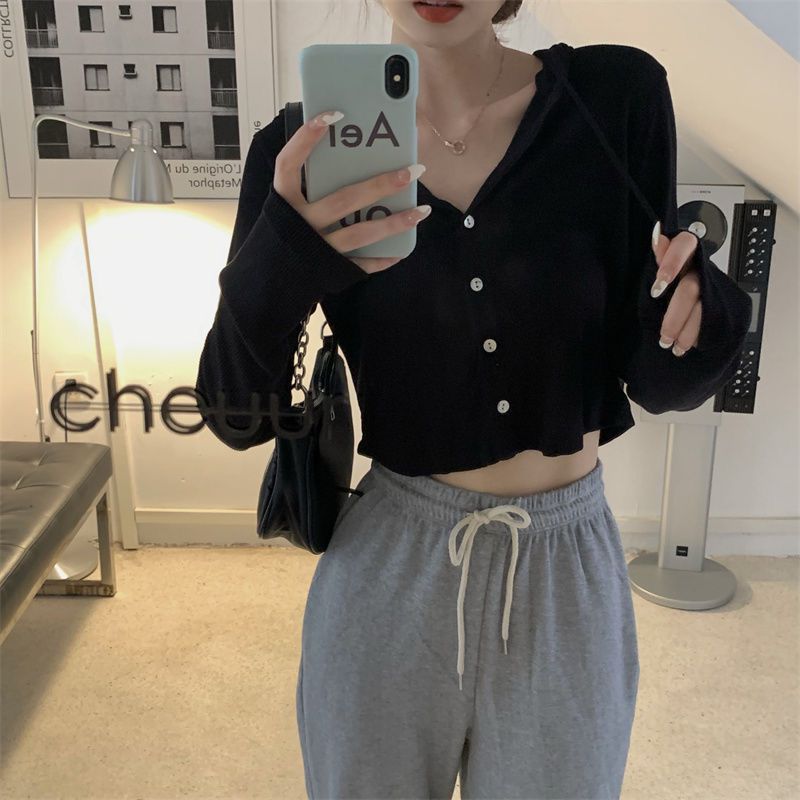 软糯连帽长袖开衫短外套女2023新款秋季懒惰风修身短款打底衫上衣详情3